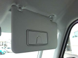 運転席側のサンバイザーです。