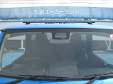 衝突被害軽減ブレーキ。低速での追突事故のリスクを減らします。