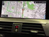 iDriveHDDナビゲーションになります。操作はコントローラーとタッチパネルにて操作いただけます。