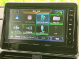 Android AutoやApple CarPlayに対応し、スマホとの連携もスムーズ。お好みの音楽やアプリを楽しみながら、快適なドライブをサポートします。