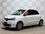 ルージュドアミラー、コーナリングランプ機能付フロントフォグランプ、専用16インチアルミホイール、プライバシーガラス)