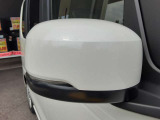 デザイン性だけでなく、ドライバーの巻き込み防止など安全運転をサポート致します!周囲からの視認性にも優れていて安心です!