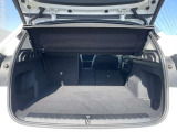 ご納車前には、BMWを熟知したメカニックによる100項目の点検・整備を行います。不具合箇所、交換時期に達している部品に関しましては、全て当社負担で交換してからのご納車となります。