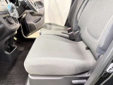 ☆納車前には撥水コーティングで外装のツヤとクリアを復活させます!!納車後の、お手入れも楽にして頂けます!!(パックによります)