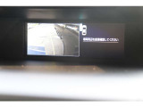 左サイドカメラの映像です。運転席からでは左前方が死角になるので、そこの視界を補ってくれます。