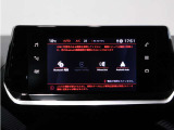 【アプリケーション連携】「Bluetooth電話」「Apple CarPlay」「MirrorLink」「Android Auto」に対応。スマホを繋いで様々な機能と連動可能です。
