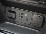 ◆USBチャージャー◆使いやすい場所に装備されています。