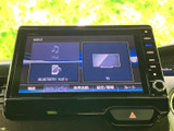 多彩な機能が搭載されたオーディオ画面。音楽やナビ、スマートフォン連携など、様々なコンテンツを楽しめます。停車時にTVも視聴可能です。