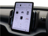 直感的な構成により、必要なときに運転の邪魔をすることなく、適切なサポート情報およびエンターテイメントを提供することができます。