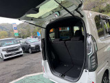荷室