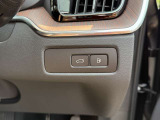 ◆パワーテールゲート/運転席から降りることなくテールゲートの開閉が可能です。