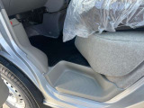フロアマットも綺麗にクリーニングして納車しております!