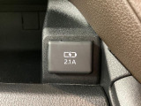 車両状態証明書修復歴の有無も一目瞭然。機能や内装・外装、走行距離、修復歴の有無をチェックし、クルマの状態を10段階にした車両状態証明書。数字や記号を使ってわかりやすく表示しています。