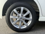 自社認証工場を完備しておりますので、納車前の車検・整備や、アフターメンテナスもばっちりですので、安心して当社にお任せ下さい。また、当社にて車輌ご成約のお客様はオイル交換永久無料のサービス付きです!