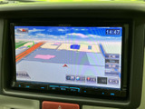 目的地までのルートをスムーズに案内してくれるナビゲーションシステムを搭載。安心して運転に集中できます。