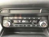 エアコンはオートエアコンです☆快適な空間で運転していただけます☆