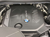 当社はサービス工場併設でございます。点検車検はもちろんお車へのアドバイスもサービススタッフがさせて頂いております。BMWマイスターも在籍しており、もしもの時も迅速に対応出来る様に心がけております。