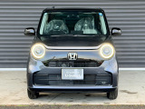 LEDヘッドライトは、本当に明るくて安全です。暗い夜道からお客様を守ってくれます。運転しやすいですし、自慢にもなるかも?黄色いハロゲンライトと見比べてください。