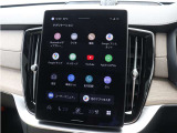 音声操作のGoogleアシスタントが音声コマンドを実行してくれます。通話発信やメッセージ送信、目的地の設定、車内温度の変更、音楽の選択、オンライン情報の検索、接続された家電の操作等、様々な操作が可能。
