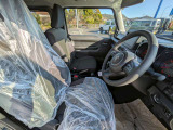 広々とした運転席です!ぜひ1度ご来店いただきご乗車ください!