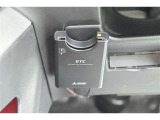 ETC車載器付きです。高速道路の料金所もスムーズに通過できます。