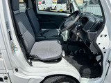 車内清掃しています!!