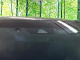 【トヨタセーフティセンス】走行中に前方の車両等を認識し、衝突しそうな時は警報とブレーキで衝突回避と被害軽減をアシスト。より安全にドライブをお楽しみいただけます。