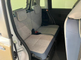 お客様にぴったりなおクルマをお選びいただけますように様々な展示車をご用意致しております!ダイハツの軽自動車だけではなく、他メーカー車やコンパクトカー・ミニバンなども数多く取り揃えております!