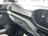 車両詳細など、気になる点などがございましたらお気軽にお問い合わせ下さいませ。より詳細なお写真もメールでお送りいたしますので、まずはお問い合わせを!