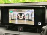 停車時に、映像やテレビを視聴できる機能が搭載されています。休憩時間や待ち時間を有効活用できます。