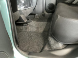 【内装クリーニング】内装ルームクリーニング済みです。しっかり綺麗にしていますので、是非、お確かめください。車に自信があるからこそ、是非一度ご来店頂き内外装も見てもらえると幸いです。
