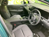 上質な素材を使用したドアトリムが、車内を上品に演出。触れた時の質感の良さに、きっとご満足いただけると確信しています。