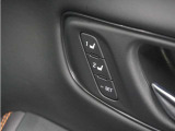 ◆ドライビングポジションシステム◆Hondaスマートキー、DRIVER1・DRIVER2のそれぞれにシート位置を記憶でき、乗車時に使用キーを判別して自動で調整を行います。