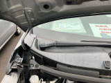 見えないところまで、1台1台丁寧に仕上げております。お客様に気持ちよくお乗りいただけるクリーニングサービスです。是非現車を体感してください!