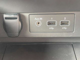 USBポート付でございます