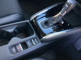 電子パーキング装着車!!ブレーキホールド機能付きで、信号待ちでも楽々です!!