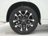 ◆アルミホイール装着車です!これで足元まわりもおしゃれにきまります!
