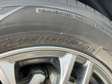タイヤサイズは185/65R15
