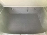 トランクスペースです☆いろいろな使用方法がありますね!シートを倒すと大きな荷物や長い荷物などたくさん積めますよ☆