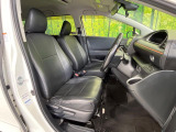運転席シート廻りは使用感も少なく、良好な状態となっています。丁寧に使われていたことがよくわかりますね。