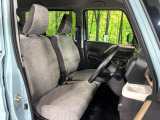 運転席シート廻りは使用感も少なく、良好な状態となっています。丁寧に使われていたことがよくわかりますね。