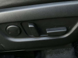 【運転席10Wayパワーシート&ドライビングポジションメモリー機能】運転手にあったシートパターン設定可能です。