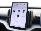 ドライブ情報や多彩な機能操作を、12.3インチのセンターディスプレイに集約。タッチパネルは指の動きに追従してサクサク動作。シンプルな操作性とカスタマイズできる表示で、直感的に使えます。