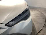 明るく消費電力も少ないLEDヘッドライト。雨天時にも明るく照らしてくれます。