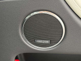 MERIDIANデジタルサウンドシステム装備。コンサートのような臨場感溢れる音響空間を実現します。