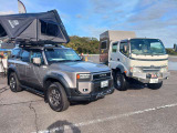 新型ランクルと並べてみました。新型見下ろせますw。