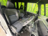 運転席シート廻りは使用感も少なく、良好な状態となっています。丁寧に使われていたことがよくわかりますね。