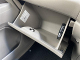 当店のお車をご覧いただきましてありがとうございます。お車についてのご質問やお見積りのご依頼、ご購入にあたってのご相談などは無料電話(0078-6002-312860)にお気軽にお問い合わせ下さい!