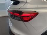 Audiは「Vorsprung durch Technik」(技術による先進)をモットーに、優れた技術力によって、ドライバーに素晴らしい走行体験をもたらしてくれます。