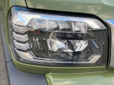 車のビジュアルを大きく左右するヘッドライト!スクエアデザインが人気です★